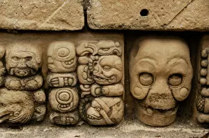 Images Dated 6th September 2006: Central America, Honduras, Copan (aka Xukpi in Maya). Ruins of Classic Period Mayan civilization