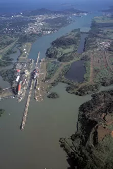 Images Dated 23rd February 2006: Central America, Panama, Panama Canal. Miraflores Locks, aerial view