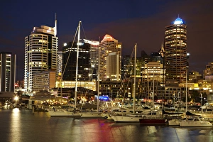 Images Dated 21st March 2015: Central Business District and Viaduct Harbour, Auckland, North Island, New Zealand