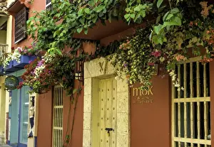 Images Dated 17th January 2015: Charming Spanish colonial architecture graces the Old City, Cuidad vieja, of Cartagena