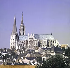Images Dated 28th October 2003: Chartes Cathedral. FRANCE