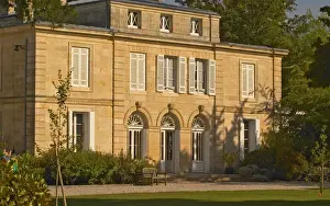 Yard Prints: The Chateau Belgrave in Haut Medoc, Bordeaux - Chateau Belgrave, Haut-Medoc, Grand