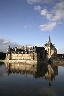 Images Dated 14th August 2008: Chateau de Chantilly. Chantilly. France