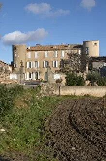 Images Dated 9th December 2006: Chateau Villerambert-Julien near Caunes-Minervois. Minervois. Languedoc. France. Europe