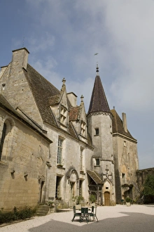 Middle Age Prints: Chateauneuf de Chateauneuf-en-Auxois, Cote d Or, Burgundy, France
