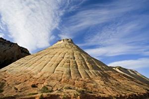 Images Dated 7th April 2007: Checkerboard Mesa in Zion National Park in Utah
