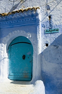 Images Dated 29th October 2008: Chefchaouen Morocco blue door in the medina