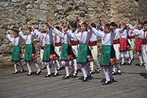 Images Dated 17th April 2007: The childrens dance group at the Baba Vida Fortress