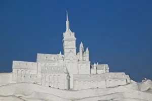 CHINA, Heilongjiang Province, Haerbin (Harbin). Harbin International Sun Island Snow
