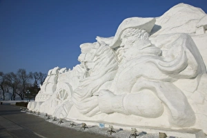 Images Dated 1st February 2008: CHINA, Heilongjiang Province, Haerbin (Harbin). Harbin International Sun Island Snow
