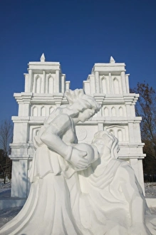 Images Dated 1st February 2008: CHINA, Heilongjiang Province, Haerbin (Harbin). Harbin International Sun Island Snow