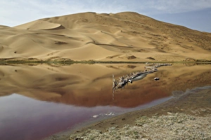Images Dated 2nd May 2013: China, Inner Mongolia, Badan Jilin Desert