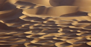 Images Dated 2nd May 2013: China, Inner Mongolia, Badan Jilin Desert