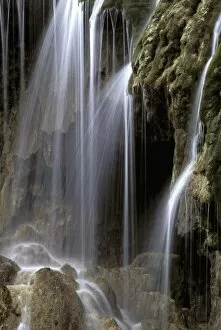 Sichuan Province Gallery: China, Sichuan Province. Silky water of Nuorilang falls-Jiuzhaigou scenic area