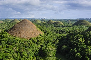 Images Dated 15th April 2011: Chocolate Hills, Bohol, Philippines