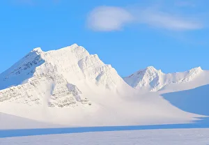 Rime Ice Prints: Christophersenfjellet in the north of glacier Vestre Gronfjorden
