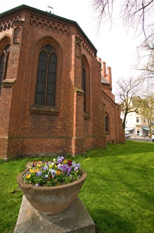 Images Dated 27th April 2005: church
