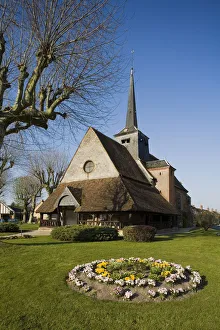 Images Dated 10th April 2007: Church of Saint Martin, Souvigny-en-Sologne, Loir-et-Cher, Sologne, France