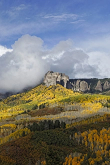 Images Dated 29th September 2016: Cimarron range at sunset in autumn, San Juan Mountains, eastern Ouray County, Colorado