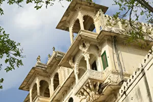 Images Dated 8th November 2006: City Palace, Udaipur, Rajasthan, India