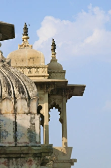 Images Dated 8th November 2006: City Palace, Udaipur, Rajasthan, India