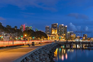 Images Dated 2nd March 2015: City skyline from harbor in San Diego, Caifornia, USA