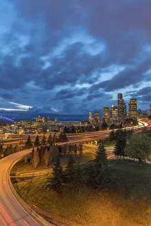 Images Dated 15th February 2019: City skyline and Interstate 90 and 5 from Rizal Bridge in downtown Seattle