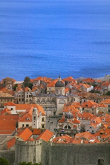 Images Dated 11th March 2010: Cityscape fo Dubrovnik by Adriatic Sea, Croatia