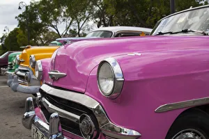 Havana Prints: Classic 1950s car in Old Havana, Cuba
