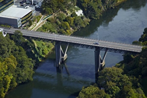 Claudelands Bridge and Waikato River, Hamilton, Waikato, North Island, New Zealand