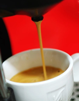 Images Dated 18th February 2007: Coffee express