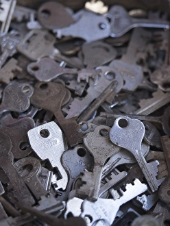 Choice Prints: Collection of locks at shop in Udaipur, Rajasthan, India