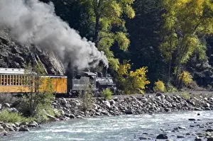 Images Dated 24th September 2008: Colorado, The Durango & Silverton Narrow Gauge Railroad. Views from the train