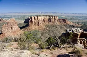 Images Dated 23rd September 2008: Colorado, Grand Junction, Colorado National Monument. Independence Rock Overlook
