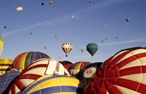 Images Dated 24th July 2007: Colorful abstract of hot air balloons in the air in Albuquerque New Mexico at the