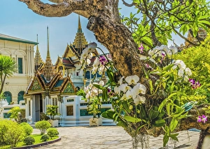 Images Dated 25th April 2024: Colorful Grand Palace, Bangkok, Thailand