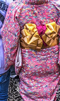 Kyoto Prints: Colorful Japanese kimono gold obi