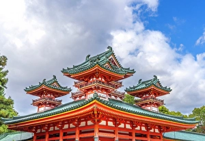 Kyoto Prints: Colorful large red Soryu-ro Blue Dragon Tower