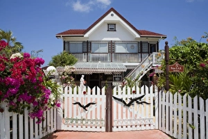 Images Dated 30th March 2006: Colorful residents homes, Cayman Brac, Cayman Islands, Caribbean