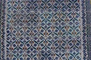 Images Dated 29th September 2005: Colorful Tile work in the Topkapi Palace, Istanbul Turkey