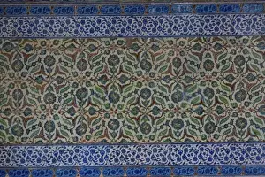 Images Dated 29th September 2005: Colorful Tile work in the Topkapi Palace, Istanbul Turkey