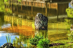 Images Dated 6th February 2024: Colorful water reflection, Kinkaku-Ji (Rokuon-Ji) golden pavilion
