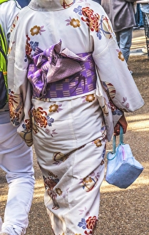 Kyoto Prints: Colorful white traditional Japanese kimono, Kiyomizu Buddhist Temple, Kyoto, Japan