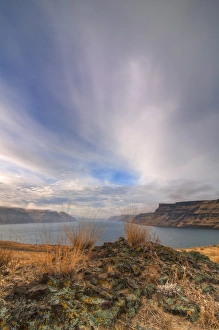 Images Dated 20th December 2011: The Columbia River from the Twin Sisters Monument. Walla Walla County, WA. HDR Image