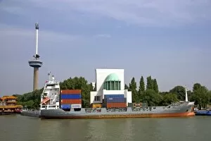 Images Dated 6th August 2007: Container ship at the Port of Rotterdam, Netherlands
