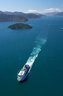 Images Dated 29th September 2005: Cook Strait Ferry Kaitaki, Queen Charlotte Sound, Marlborough Sounds, South Island