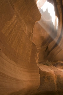 Images Dated 14th June 2006: The Corkscrew in Upper Antelope Canyon, Navajo Reservation, Arizona, US