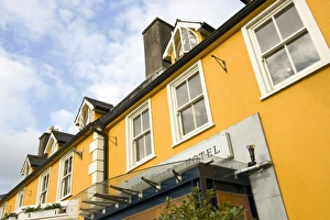 Images Dated 24th May 2007: County Mayo, Ireland, Westport, hotel, yellow