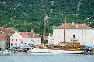 Images Dated 1st June 2004: Cres harbour, cres, croatia, eastern europe. balkan, europe