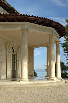 Images Dated 28th September 2004: Croatia, Opatija, art gallery